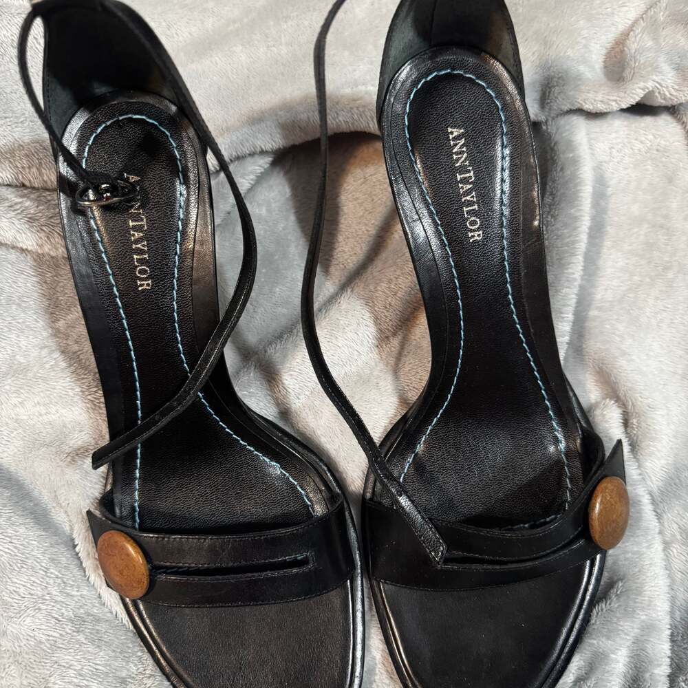 Ann Taylor Patent Strappy Crossover Kitten Heel Sandals
